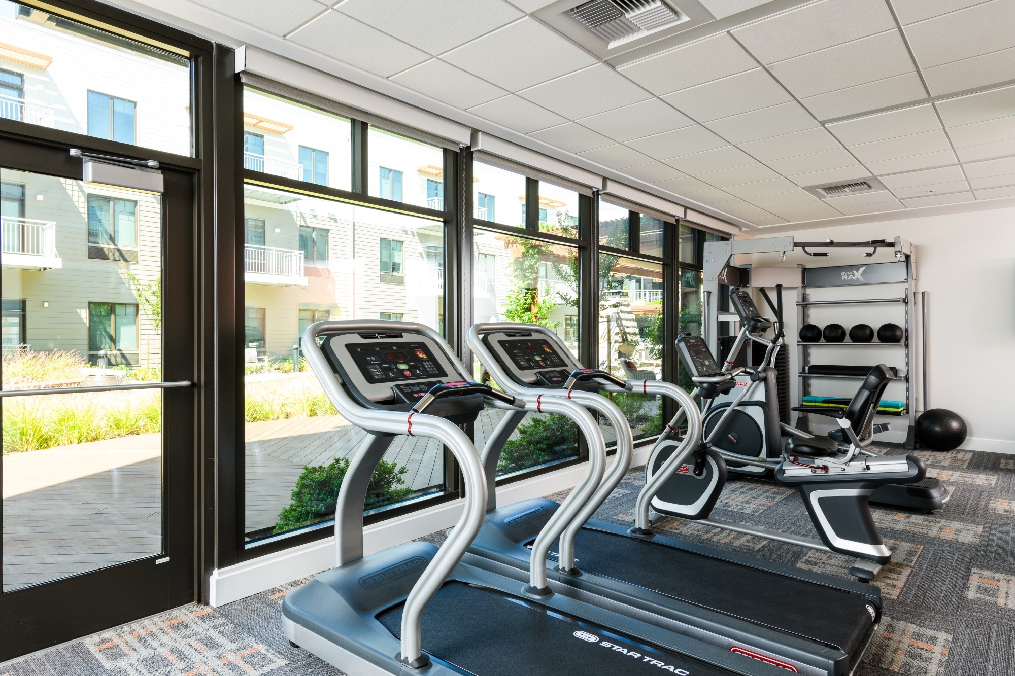 15_gym_22-NVN-Fitness Room-0001